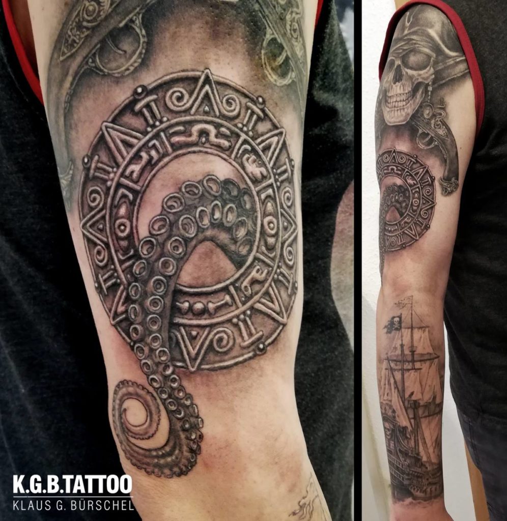 Armsleeve in progress
