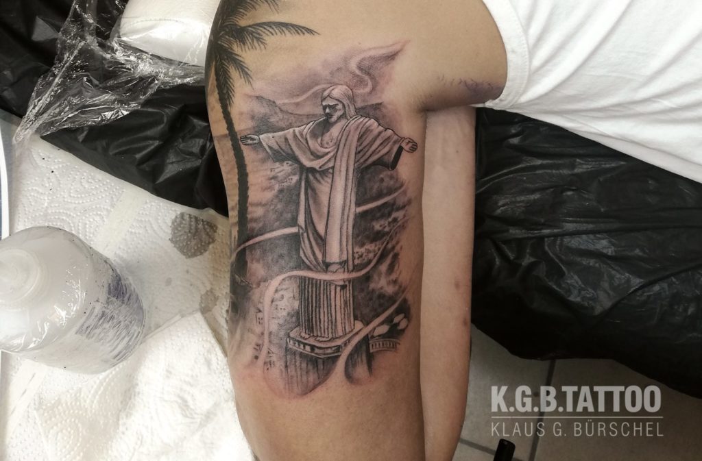 Cristo Redentor ... in progress.
