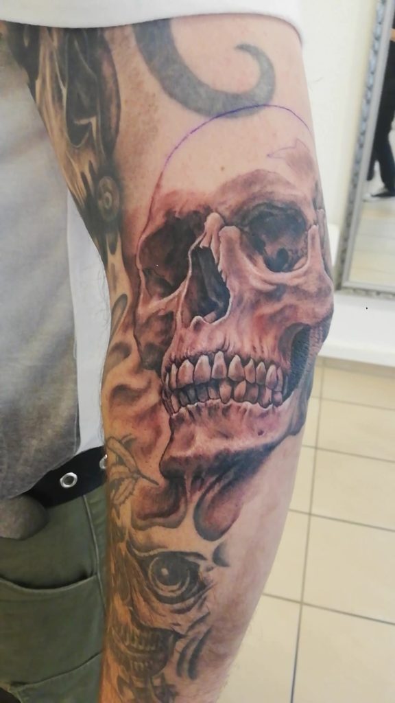 Schädel gehen immer ... ansehen